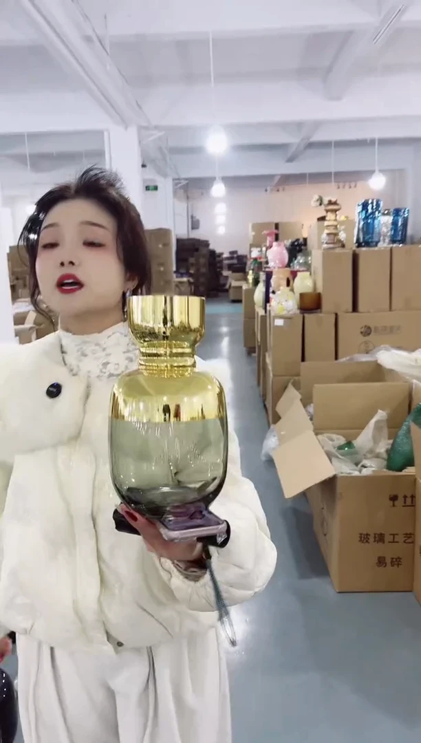 【闪购商品】玻璃私花主义花瓶厂-微瑕--BU88