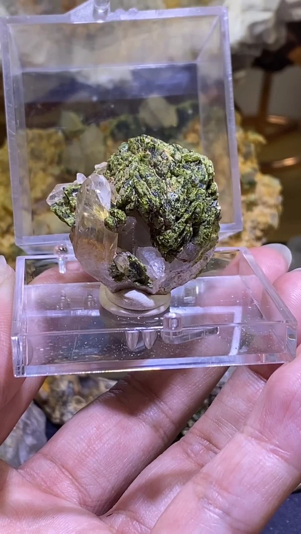 未镶嵌珠宝半成品水晶32号四川美姑超七花园水晶