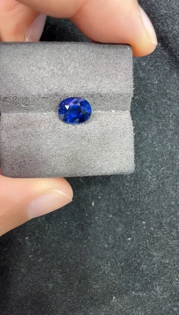未镶嵌定制定制蓝宝石快*天然2.12克拉皇家蓝吉尔德