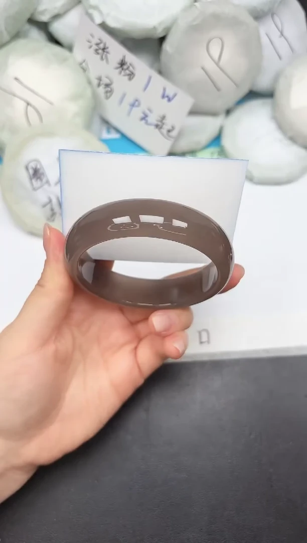 未镶嵌手镯石英质玉A276/60.6