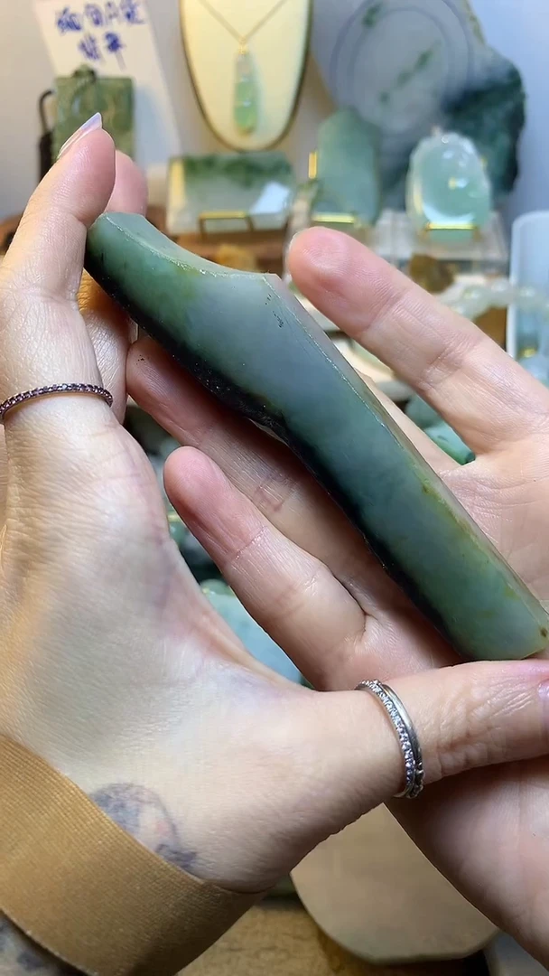 未镶嵌挂件翡翠缅甸A货翡翠,没有运费险,有纹有裂