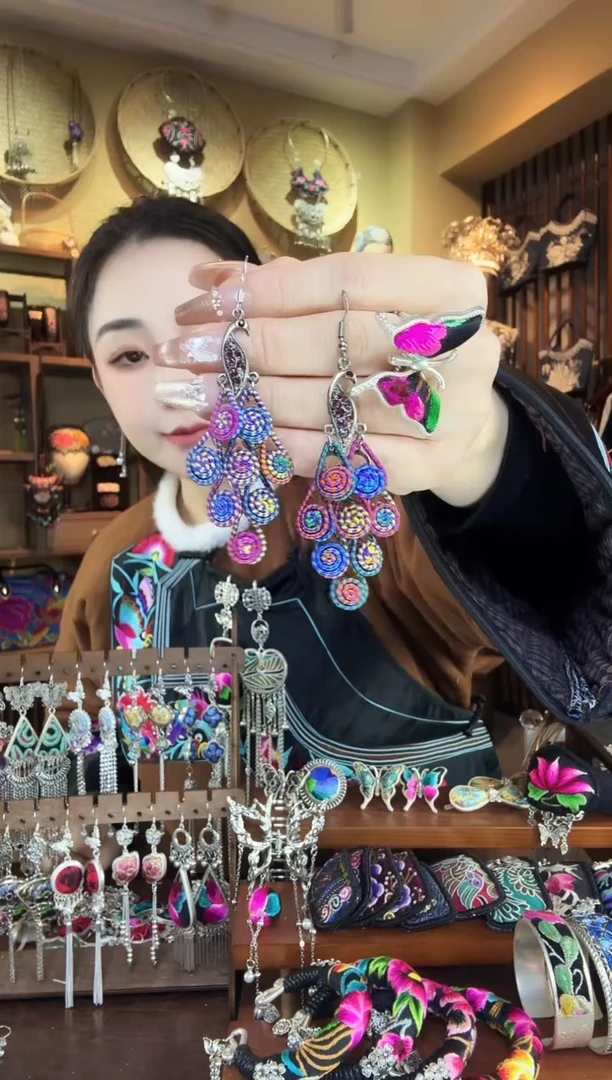 刺绣非遗刺绣民族风耳环