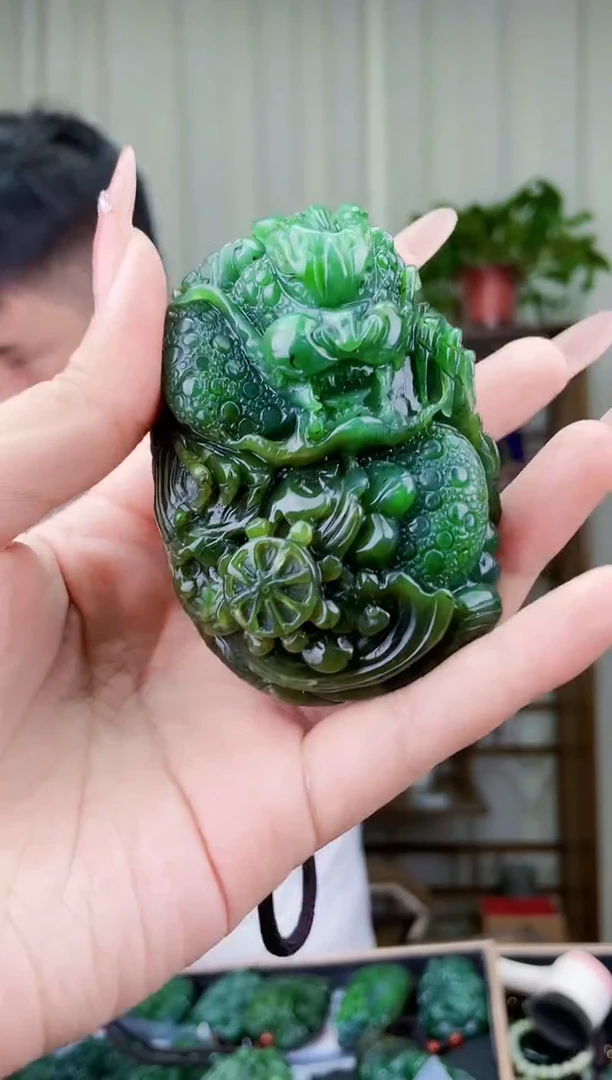 和田玉未镶嵌挂件拍一发一，多样性发货！