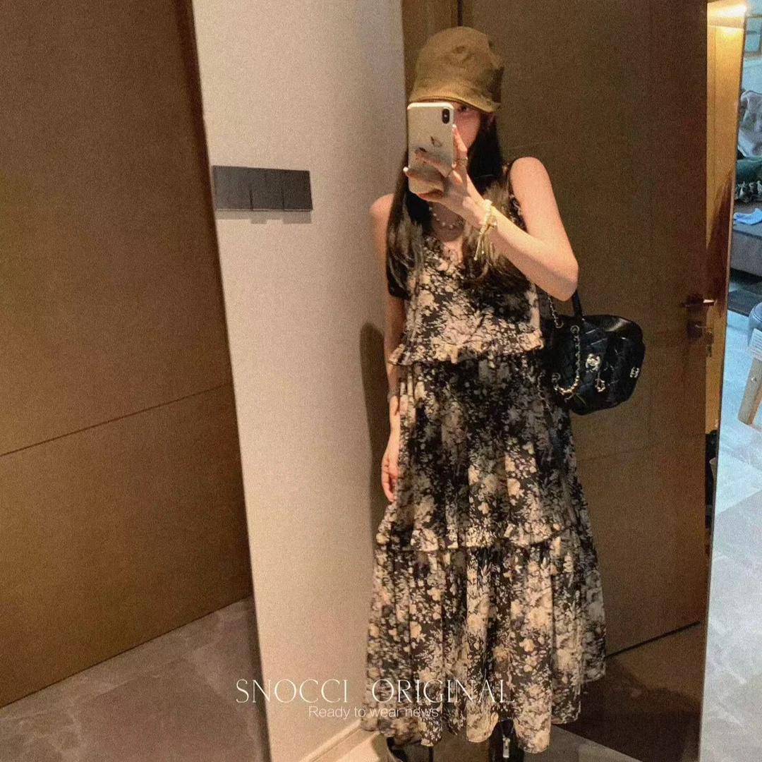 2024夏季法式鎏金吊带碎花裙0426