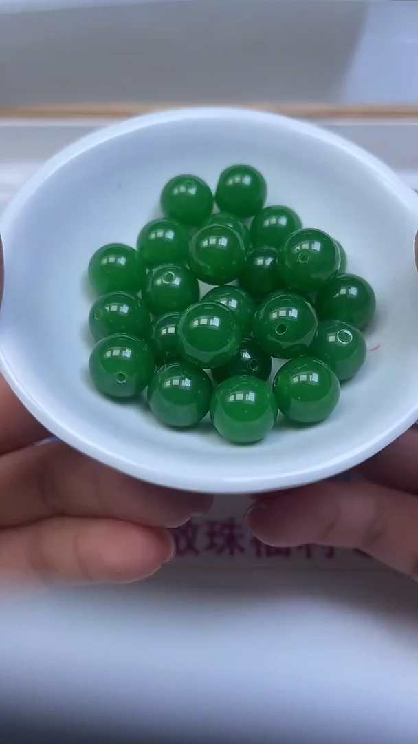 未镶嵌散珠玛瑙/玉髓B250 冰阳绿玛瑙12mm6颗8.8元