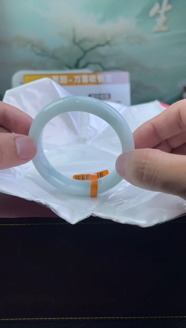 翡翠手镯未镶嵌2翡翠手镯