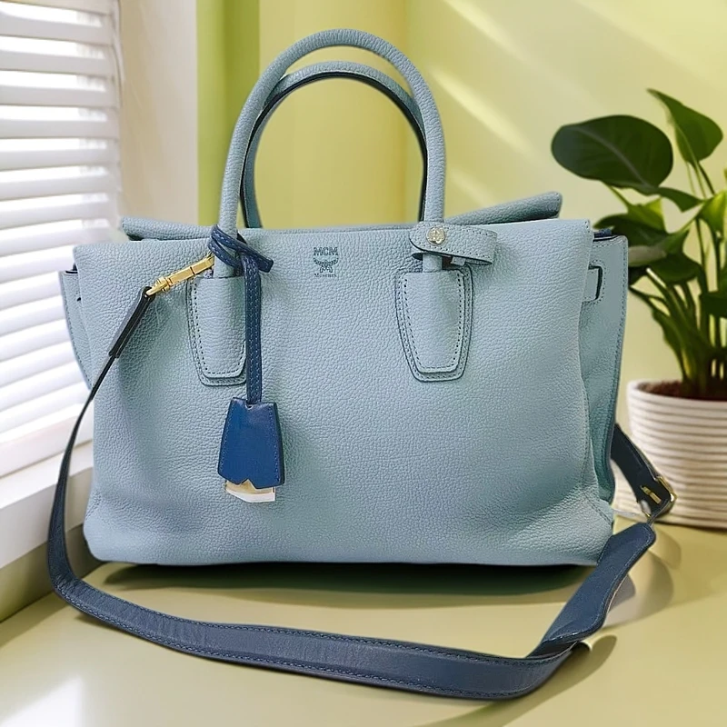 95新 MCM 雾霾蓝色手提斜挎包 1350 7511