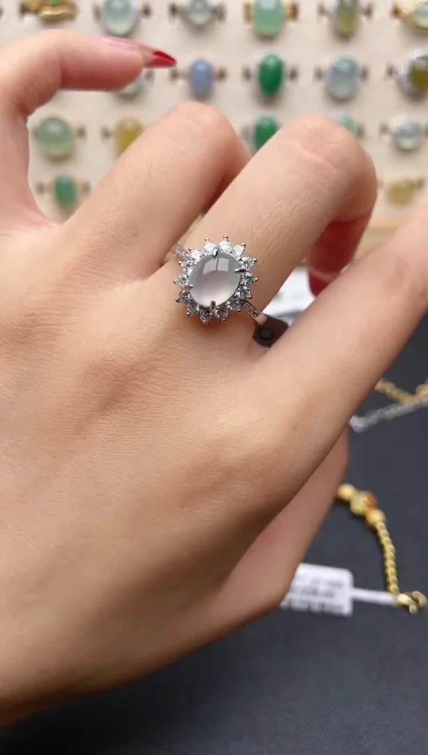 【闪购商品】翡翠戒指银S925镶嵌一物一证一礼盒