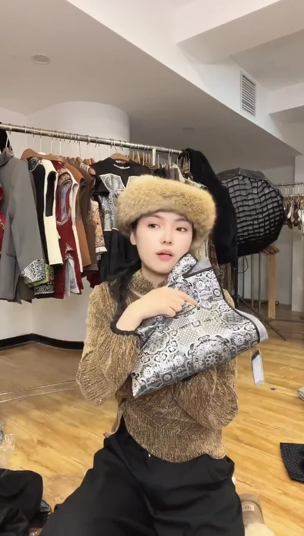 金*2XL码  140斤  马甲