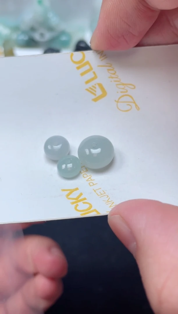 【闪购商品】翡翠颈饰未镶嵌珠珠