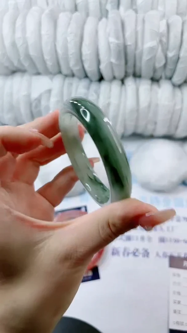 【闪购商品】石英质玉手镯未镶嵌0783526853-多样性发货