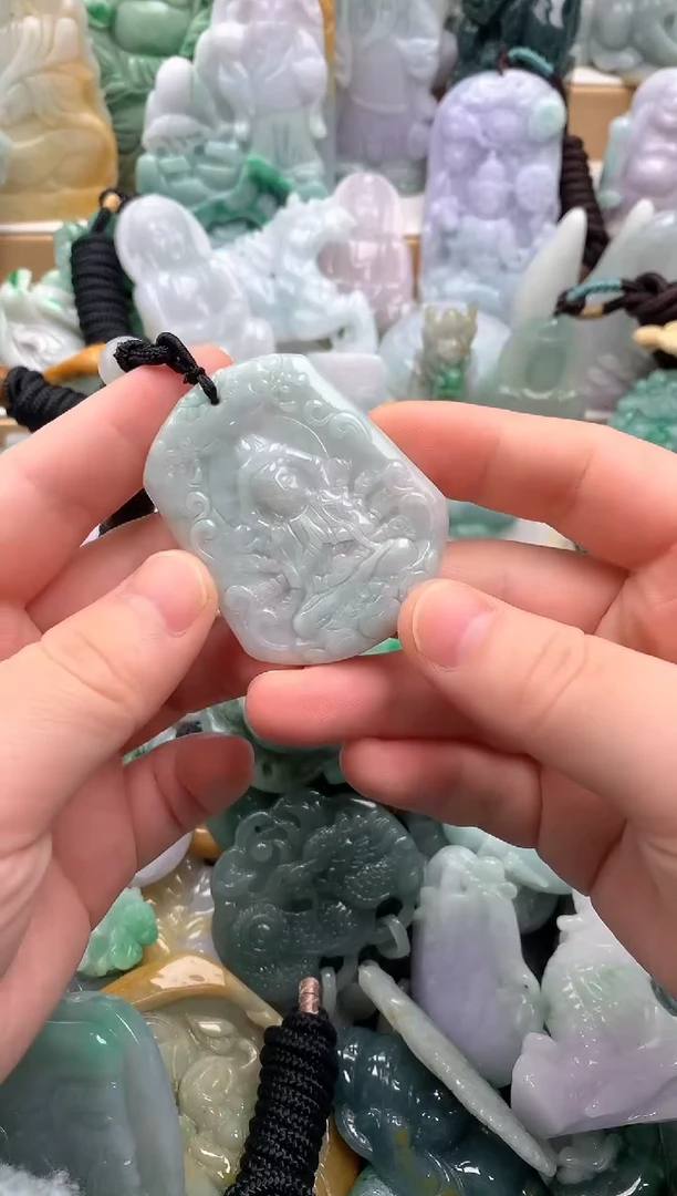 吊坠(不含链)未镶嵌翡翠1