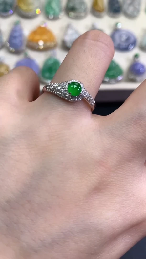 【闪购商品】翡翠戒指18K金镶嵌B94