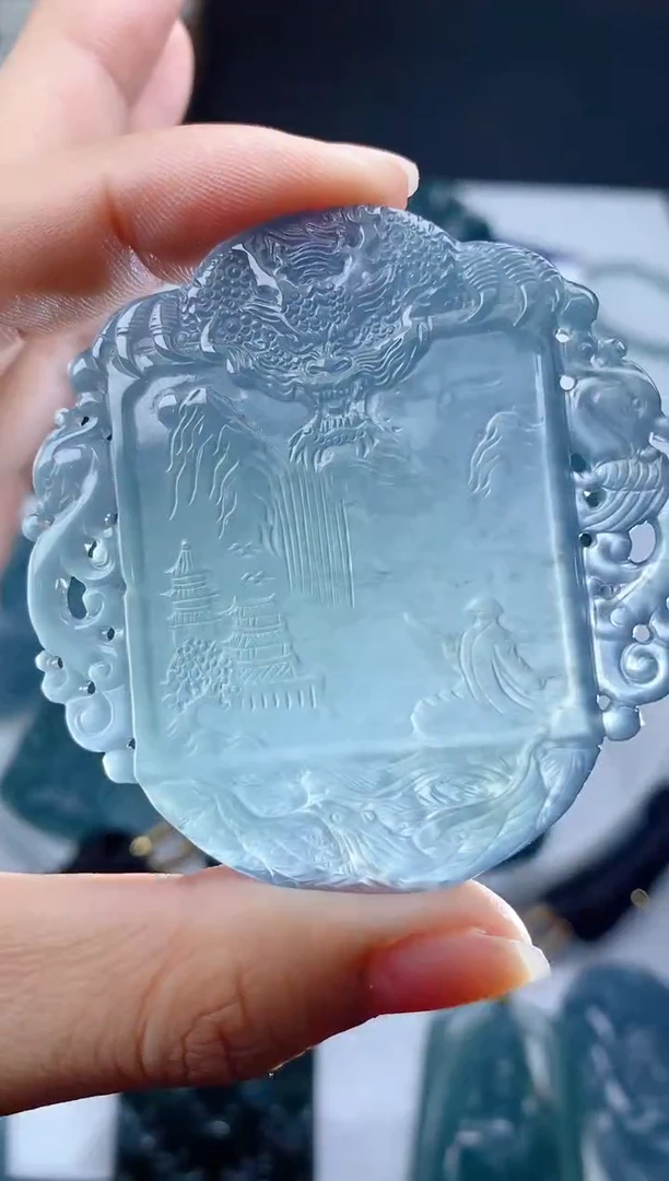 翡翠未镶嵌颈饰1