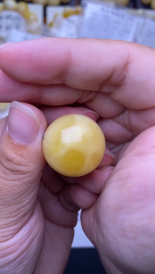 裸石琥珀未镶嵌大小姐珠宝严选80