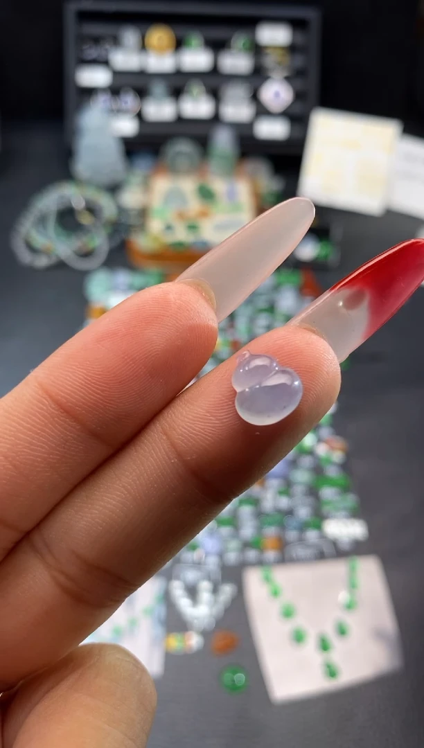 【闪购商品】翡翠挂件未镶嵌葫芦
