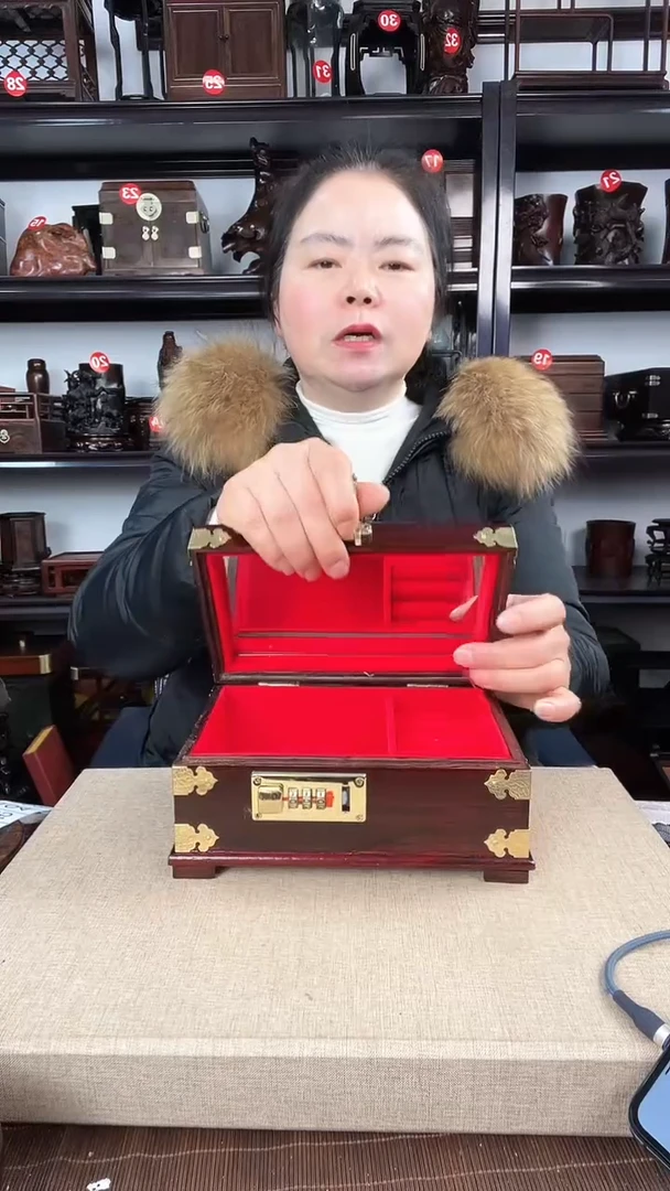 【闪购商品】木389瑕疵老李红木工艺品