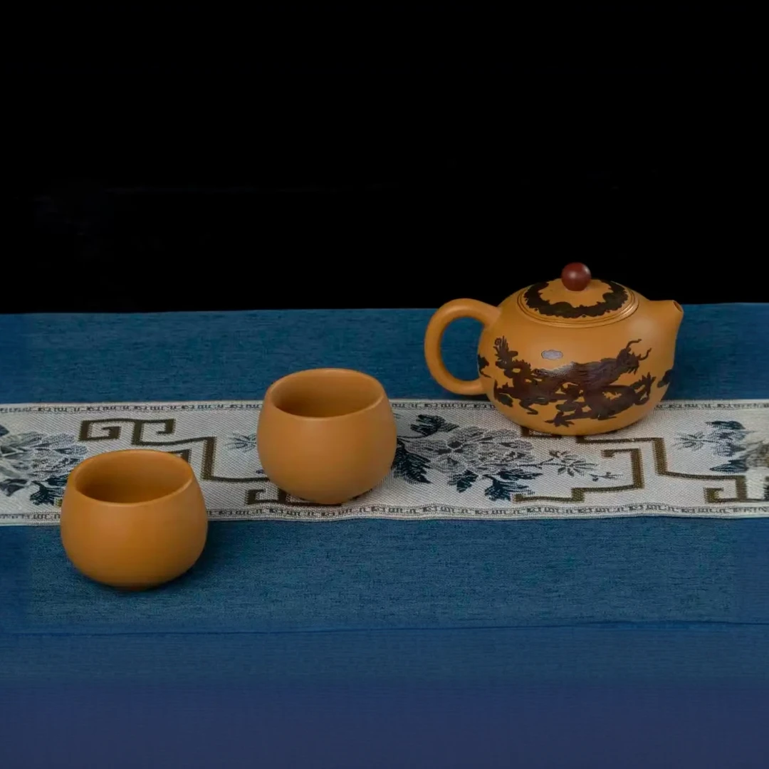 黄金段泥变色龙凤壶一壶两杯+莲花茶盘ZH98