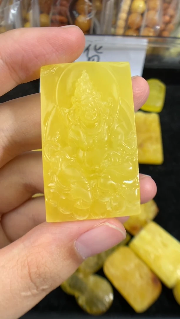 蜜蜡未镶嵌珠宝奇石1