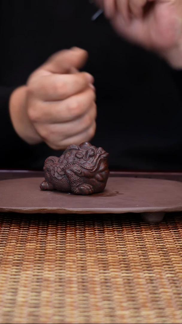 茶壶紫砂汀禾紫砂金蟾茶宠