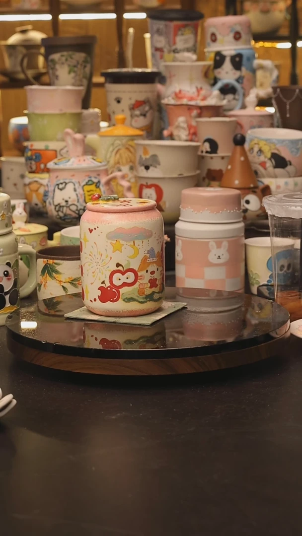 如*〃景德镇釉下彩绘设计师款式陶瓷