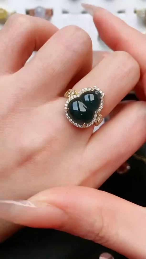 【闪购商品】翡翠戒指银S925镶嵌....