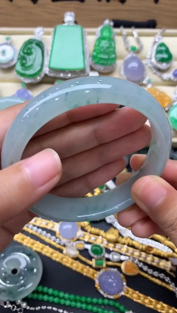 翡翠手镯未镶嵌243-中国好珍宝