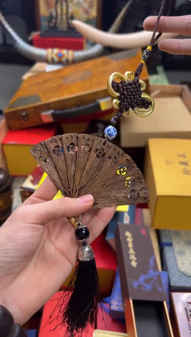 【闪购商品】木————————————车挂