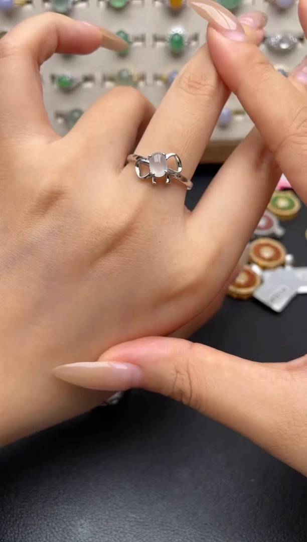 银S925镶嵌戒指翡翠一物一证一礼盒