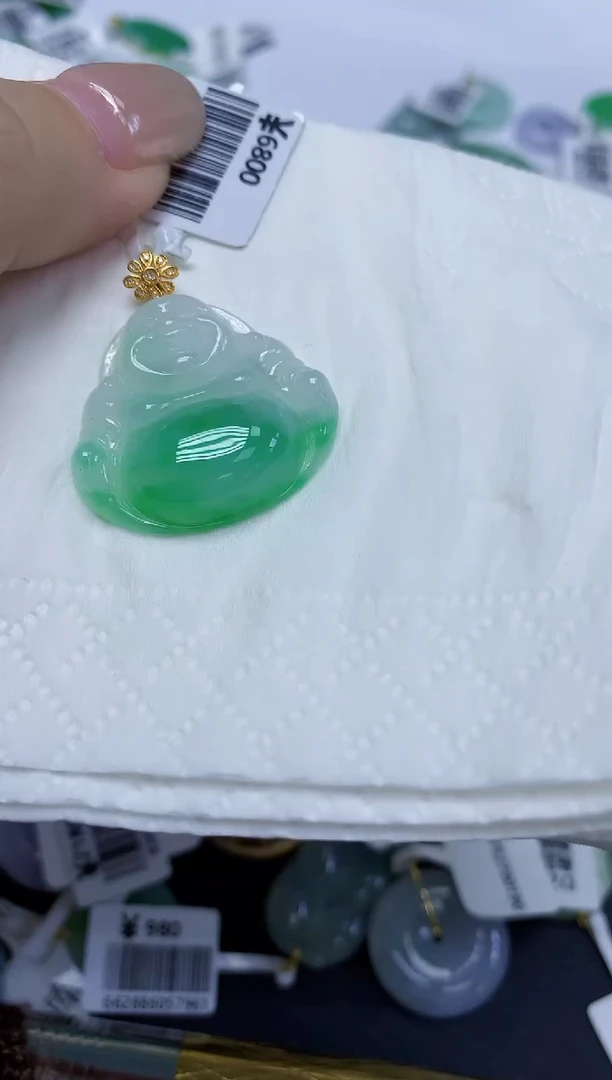 翡翠18K金镶嵌颈饰天然缅甸翡翠A货