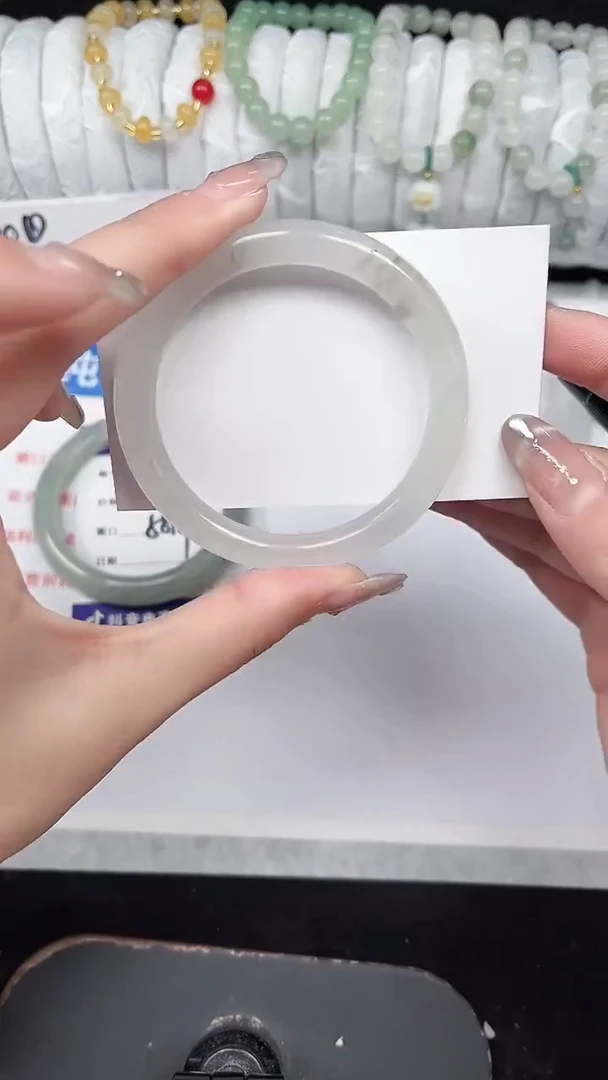 未镶嵌手镯石英质玉61-53/54