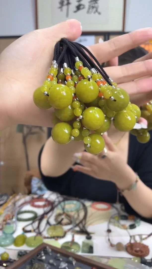 【闪购商品】岫玉吊坠未镶嵌多样性发货其中发一