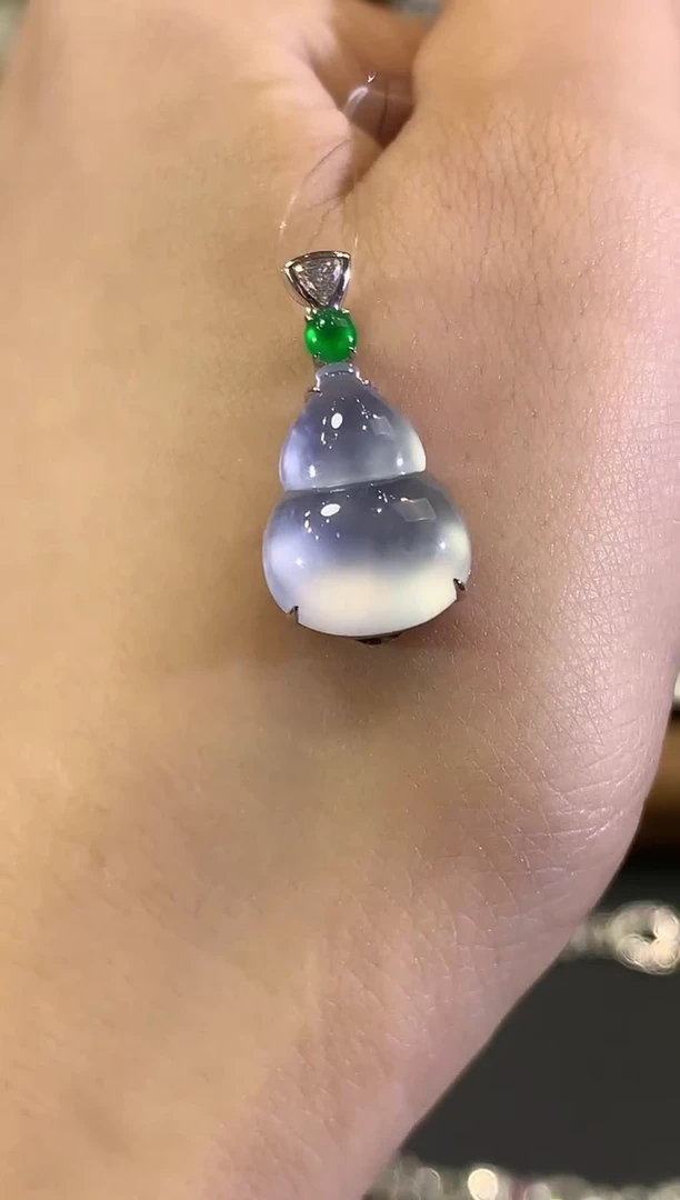 吊坠(不含链)18K金镶嵌翡翠C93