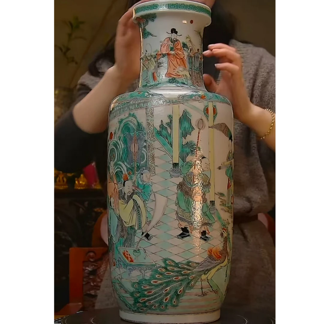 清    五彩人物故事棒锤瓶