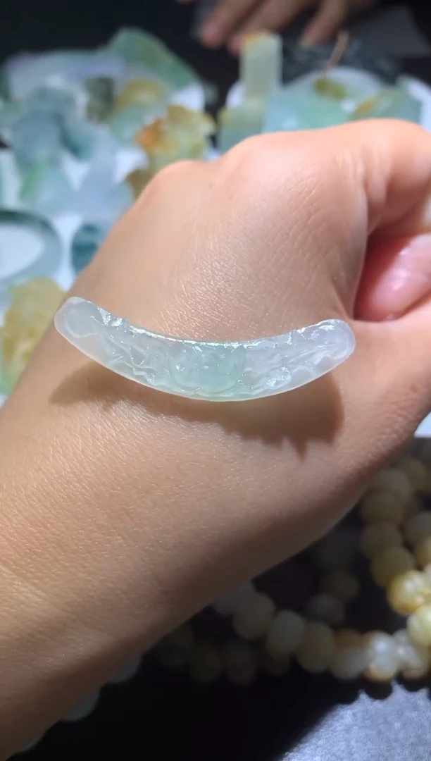 定制翡翠未镶嵌毛货