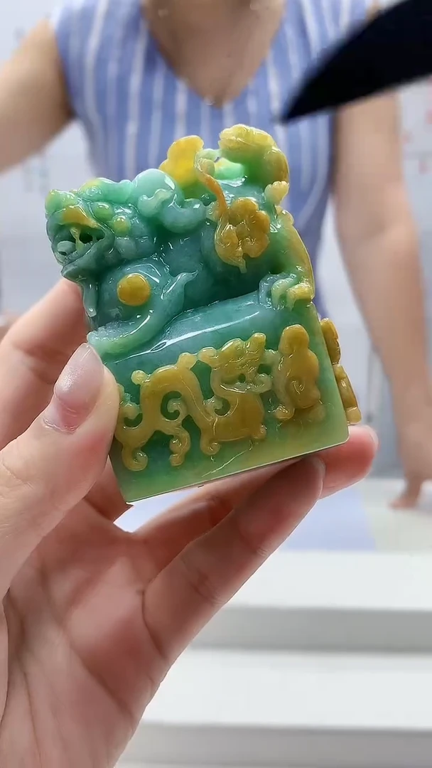 定制翡翠未镶嵌4902lr-毛货挂件259