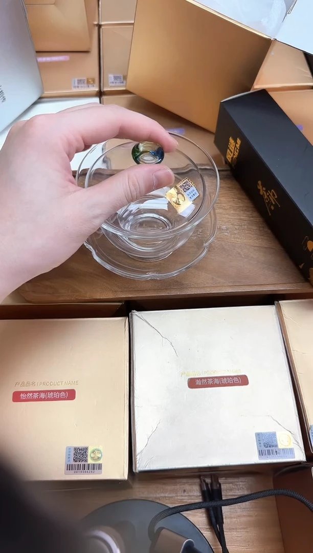 禾器粉金标沁莲盖碗迷翠