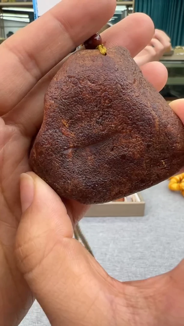 未镶嵌颈饰琥珀100秒拍号