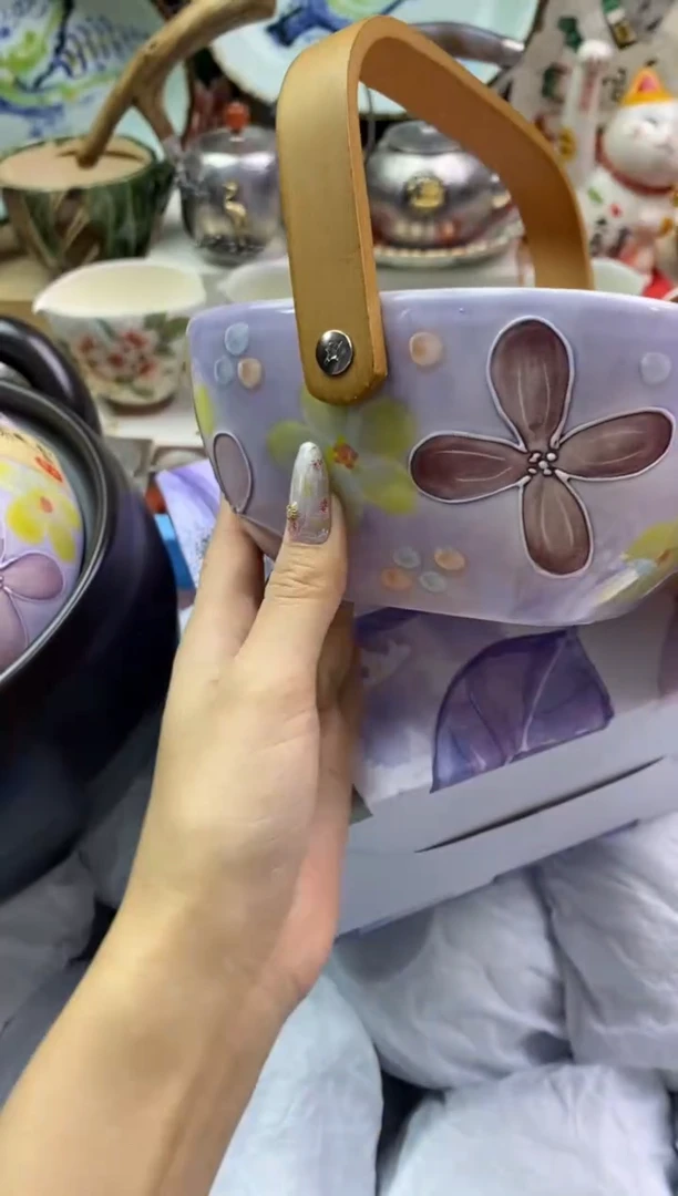 【闪购商品】瓷片隆莲瓷器欢迎大家