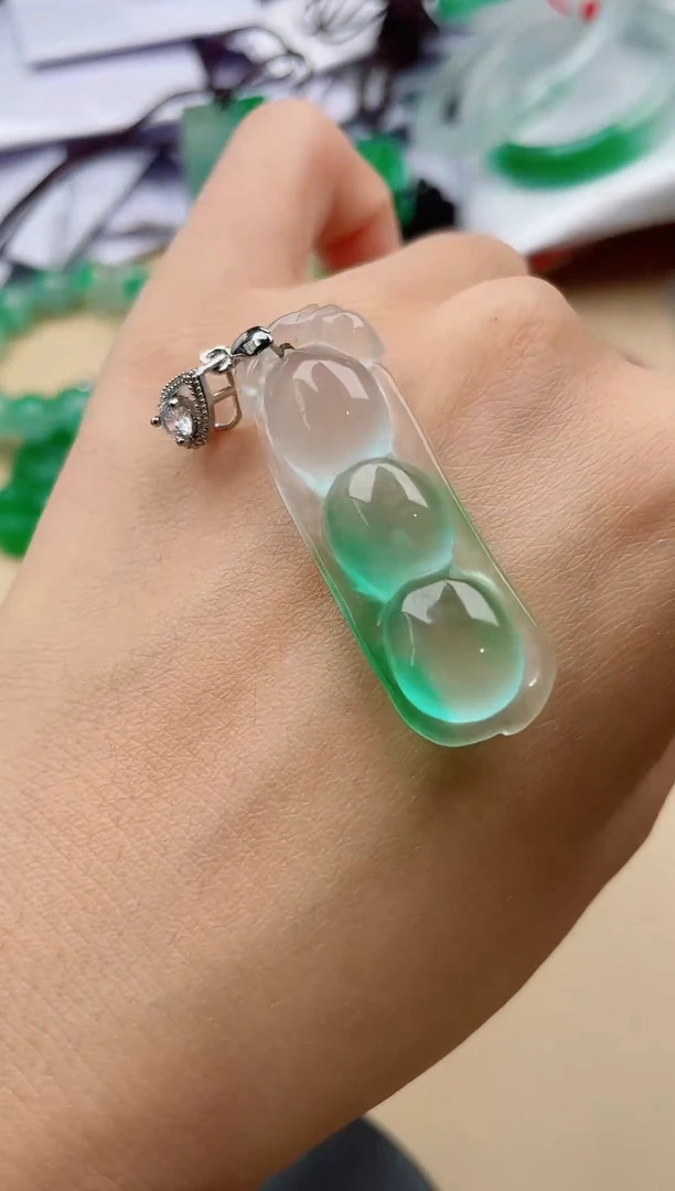 高端甄选吊坠（一物一图）100062