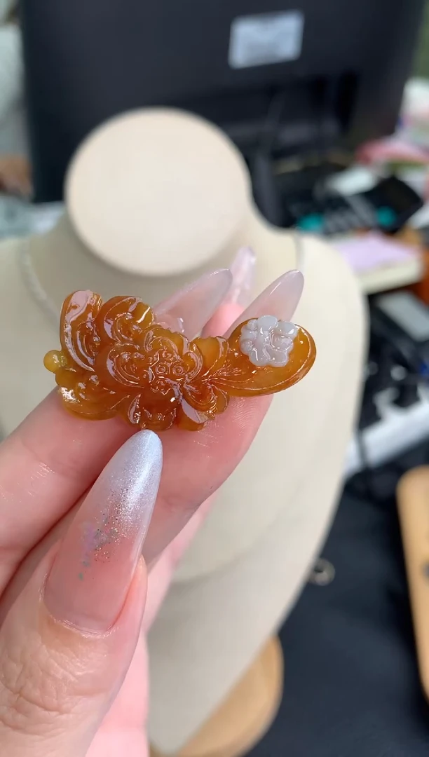 未镶嵌定制翡翠莲花