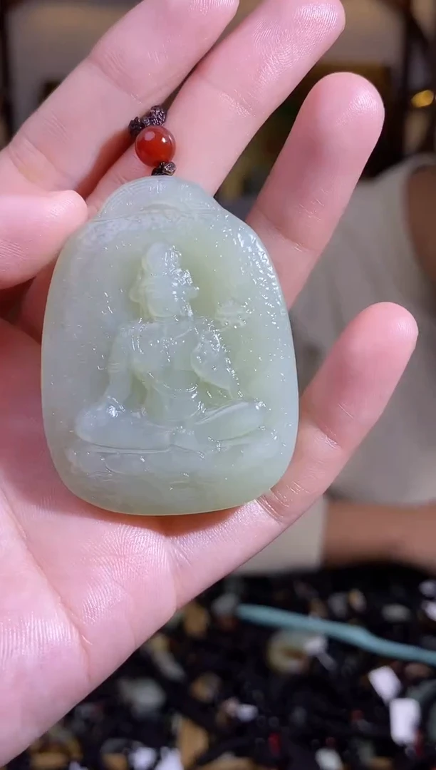 颈饰未镶嵌和田玉1