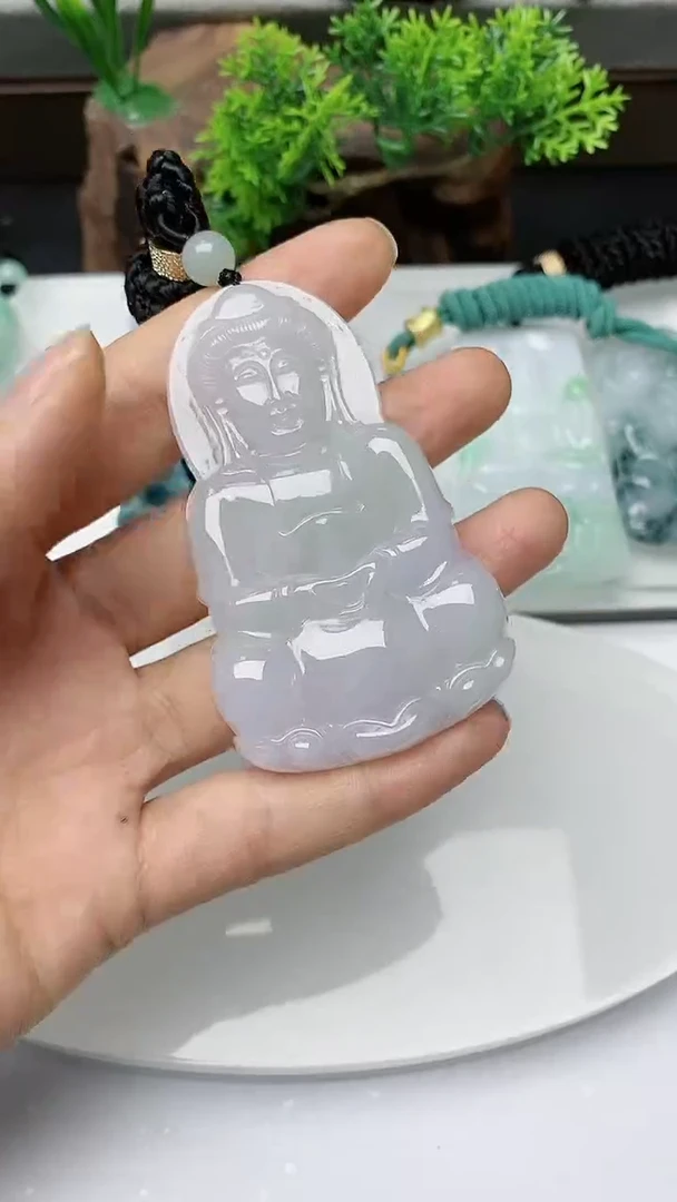 【闪购商品】翡翠颈饰未镶嵌        