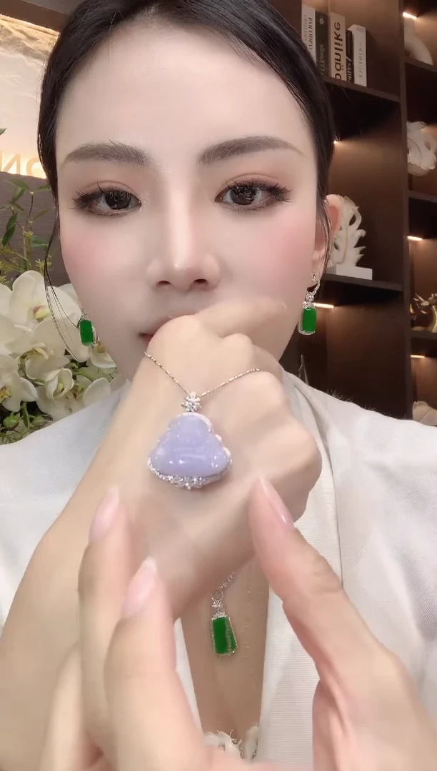 吊坠(不含链)18K金镶嵌翡翠A27 紫货有一定色差