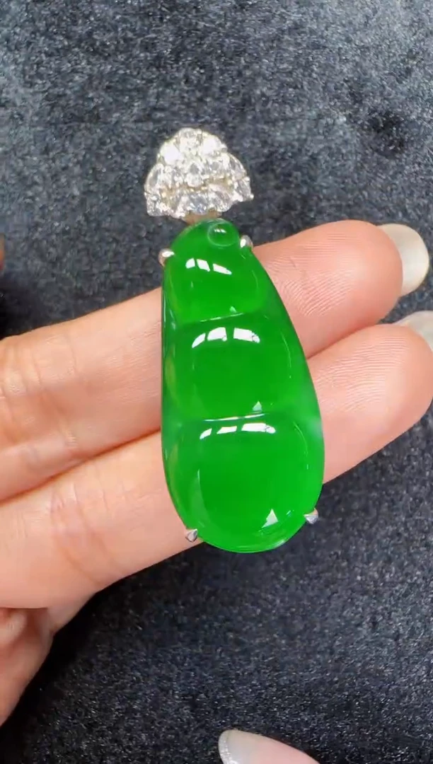 未镶嵌定制翡翠翡翠吊坠93