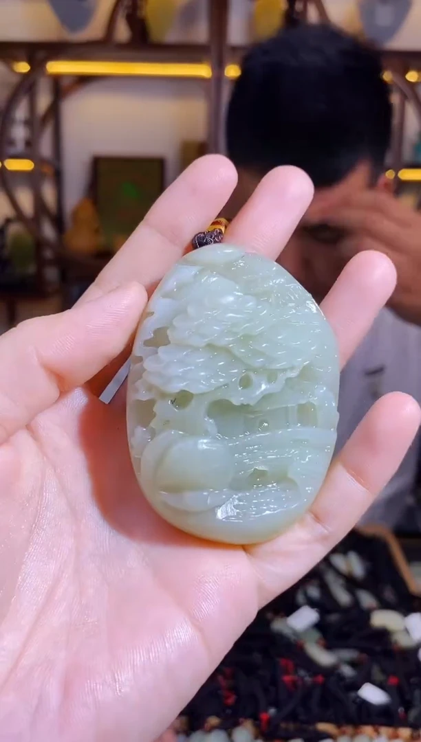 颈饰未镶嵌和田玉1
