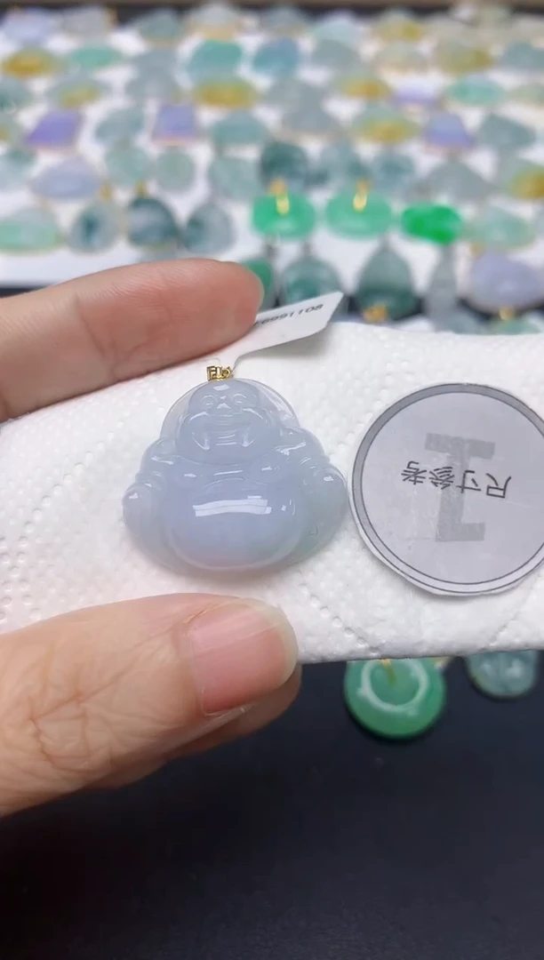 翡翠18K金镶嵌颈饰天然缅甸A货翡翠