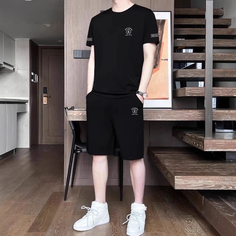仓石一树高端冰丝短袖t恤男士套装夏季休闲运动短裤搭配一套男款