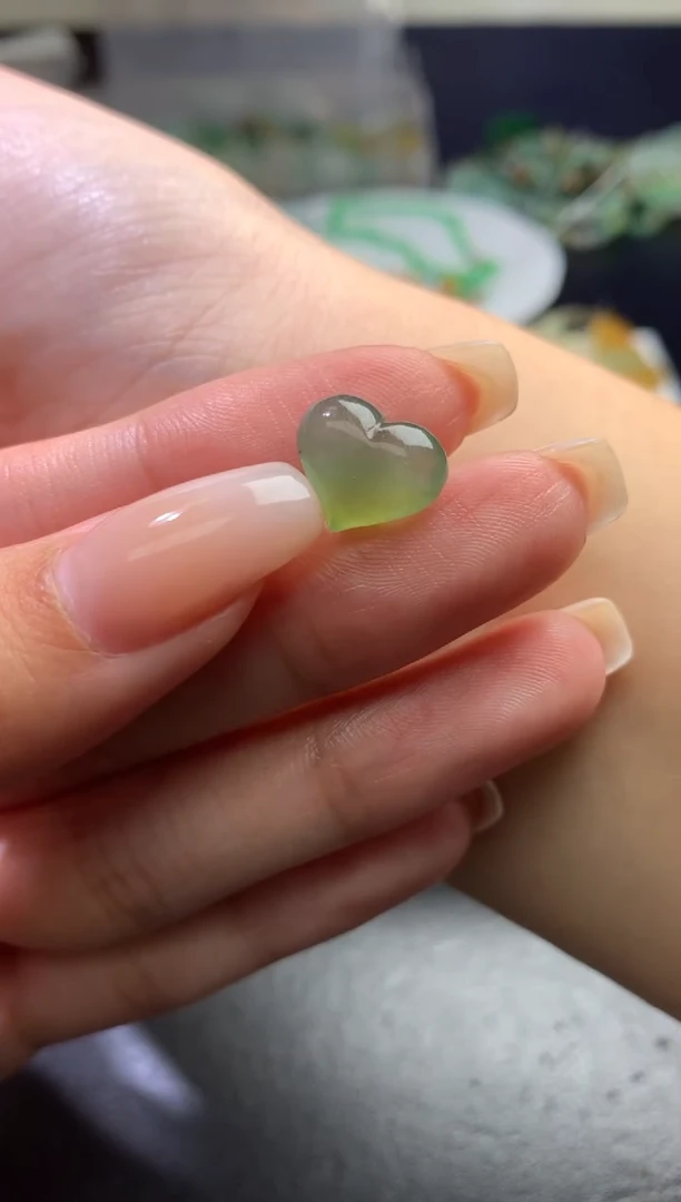 未镶嵌定制翡翠毛货 10-12.1-5.4