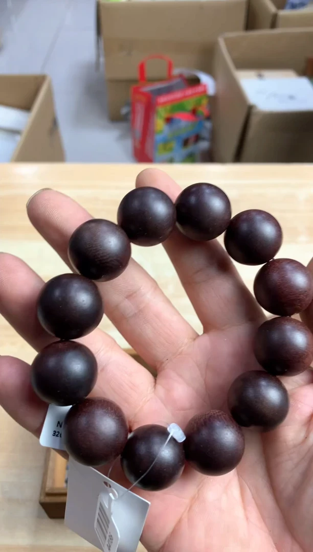 默认微瑕，no退no换，介意勿拍